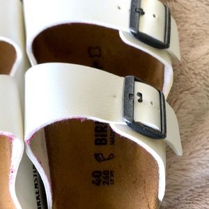 white birkenstock’s